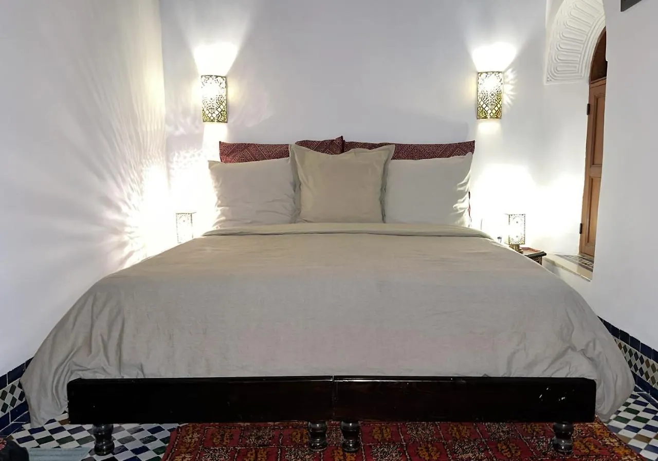***  Riad Dezayn Fes Morocco